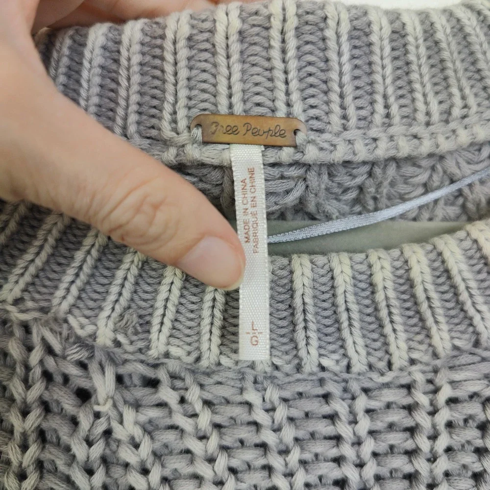 Free People Take Me Home Sweater Womens Large Gray Chunky‎ Knit Oversized Boho